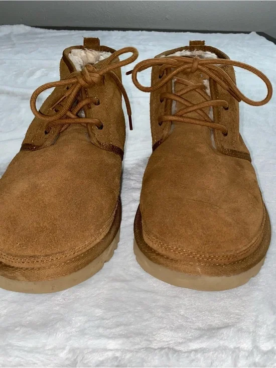 UGG “Neumel" Women’s Suede/Shearling Shoe - Lace-Up Chukka Boot (Chestnut) US 12 - Picture 4 of 12